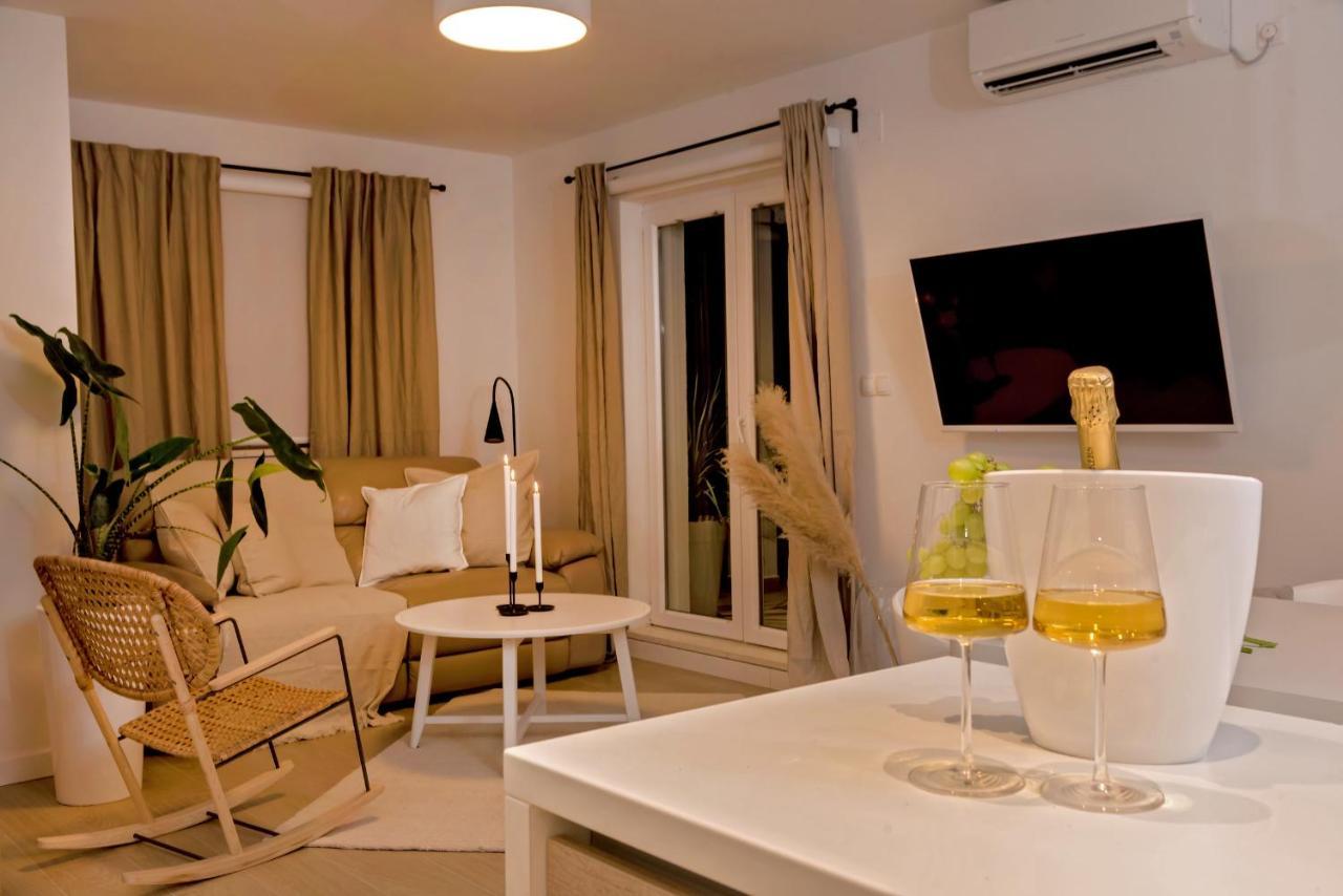 Marula Holiday Home - With Heated Pool Marina Esterno foto