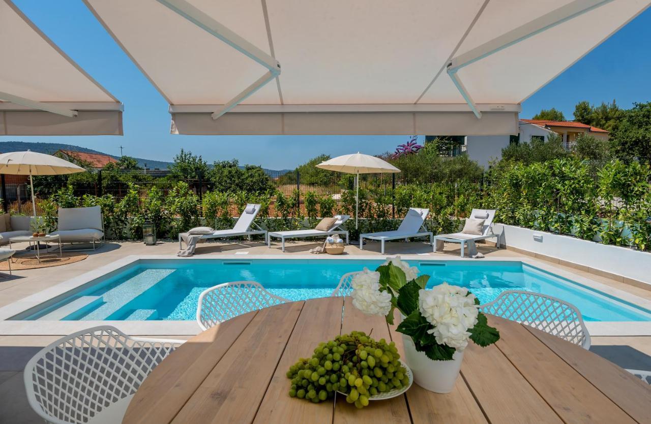 Marula Holiday Home - With Heated Pool Marina Esterno foto