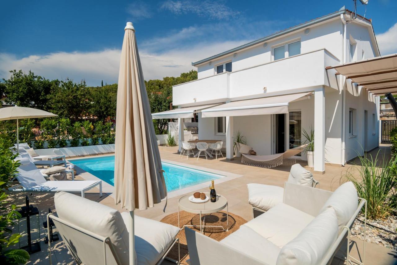 Marula Holiday Home - With Heated Pool Marina Esterno foto
